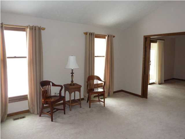 4026 N Iroquois Dr, Evansville, IN 47711 photo 12