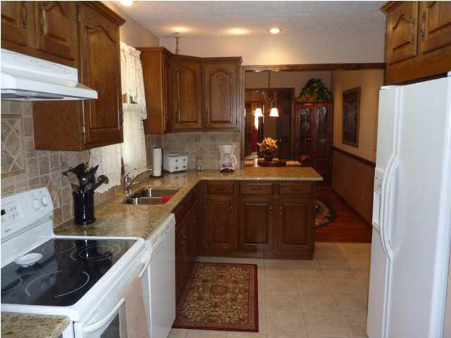 4026 N Iroquois Dr, Evansville, IN 47711 photo 7