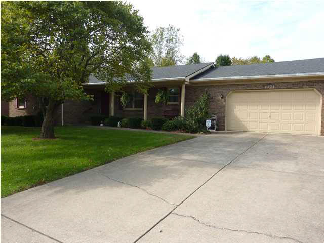 4026 N Iroquois Dr, Evansville, IN 47711 photo 4
