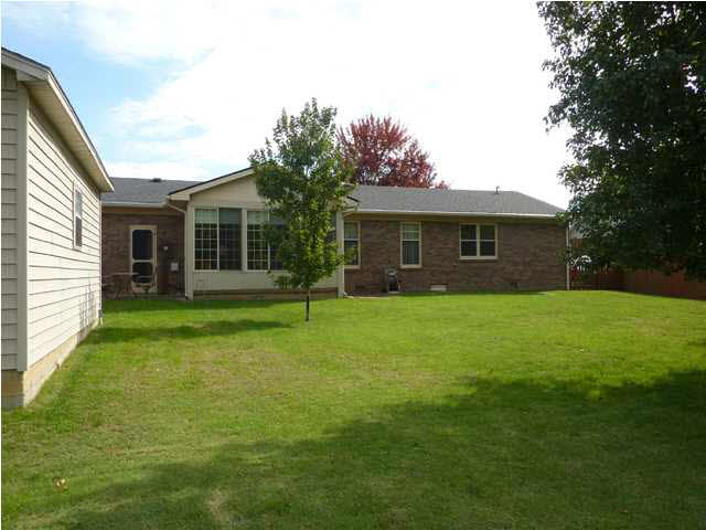 4026 N Iroquois Dr, Evansville, IN 47711 photo 28