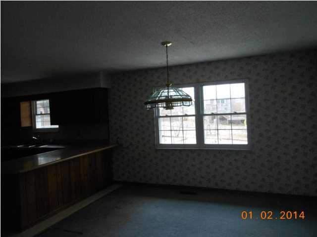 8611 Hanover Dr, Newburgh, IN 47630 photo 9