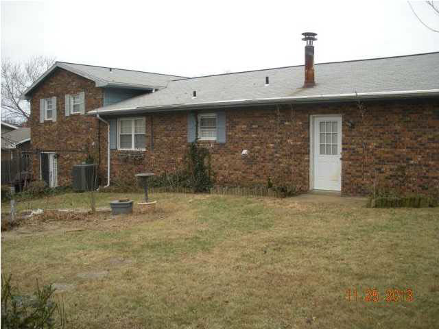 8611 Hanover Dr, Newburgh, IN 47630 photo 4