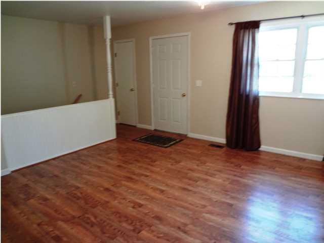 3126 Shadywood Ln, Evansville, IN 47712 photo 2