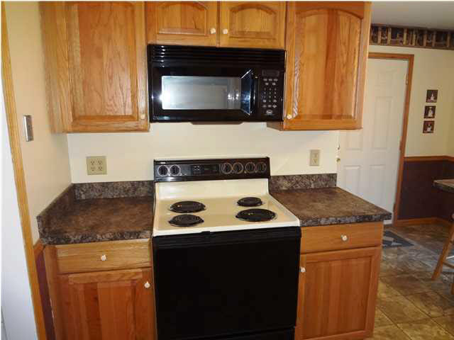 3126 Shadywood Ln, Evansville, IN 47712 photo 9