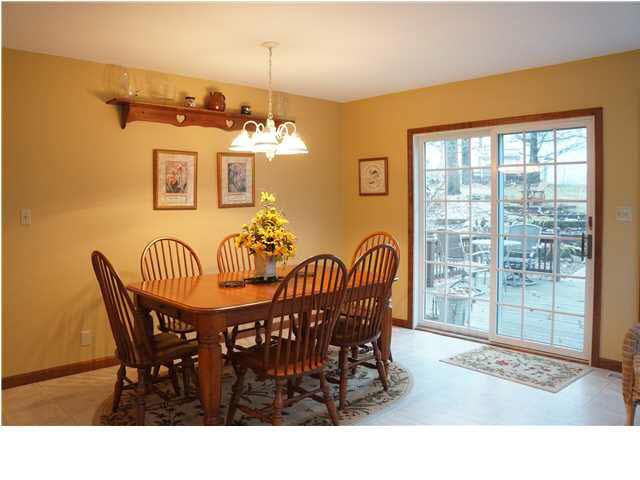 6744 Concord Dr, Newburgh, IN 47630 photo 12