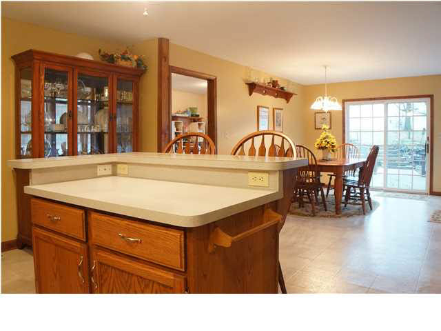 6744 Concord Dr, Newburgh, IN 47630 photo 11