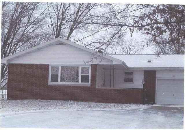 313 S Griffith St, Elnora, IN 47529 photo 1