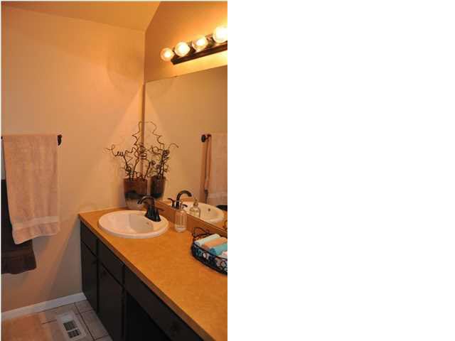 513 Strawberry Hill Rd, Evansville, IN 47711 photo 20