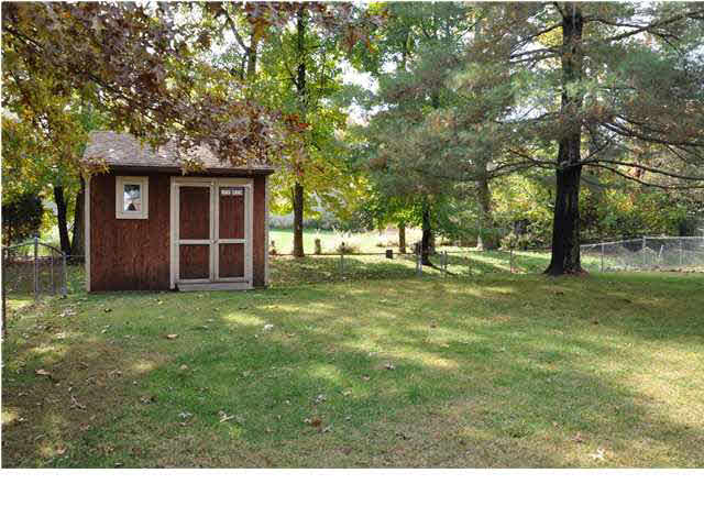 513 Strawberry Hill Rd, Evansville, IN 47711 photo 23