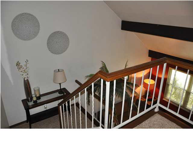 513 Strawberry Hill Rd, Evansville, IN 47711 photo 12