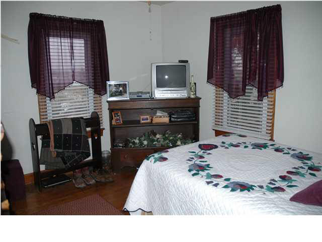 1309 Greene St, Jasper, IN 47546 photo 7