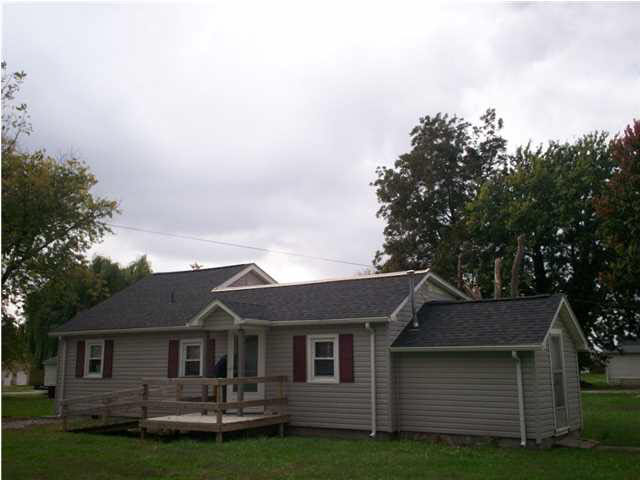 605 S Lincoln St, Fort Branch, IN 47648 photo 1
