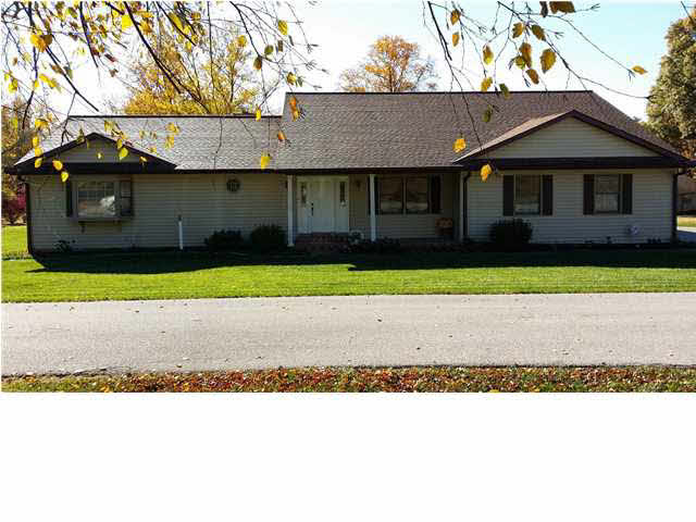 5 Gerald Dr, Washington, IN 47501 photo 1