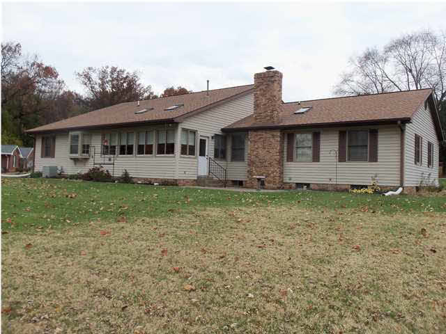5 Gerald Dr, Washington, IN 47501 photo 11