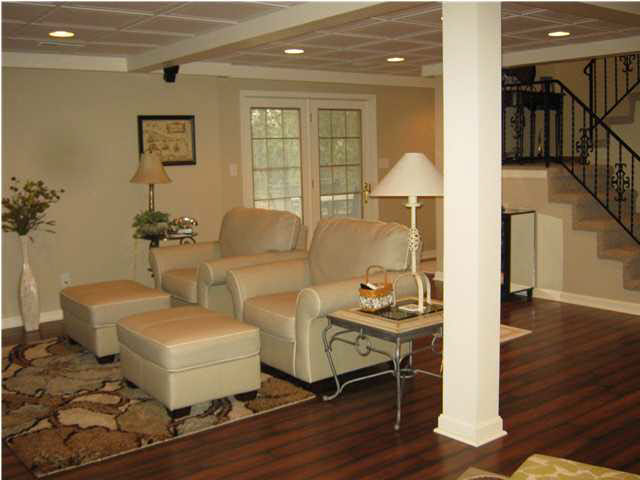 320 Hanover Rd, Evansville, IN 47710 photo 4