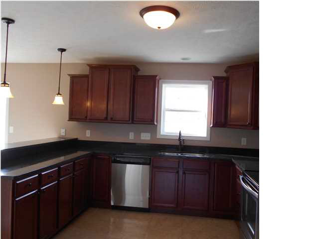 8930 Hartwell Dr, Evansville, IN 47725 photo 4