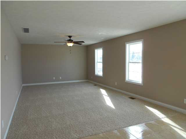 8930 Hartwell Dr, Evansville, IN 47725 photo 5