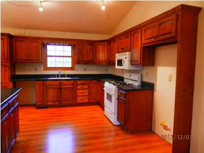6040 E Pilot Knob Rd, Milltown, IN 47145 photo 4