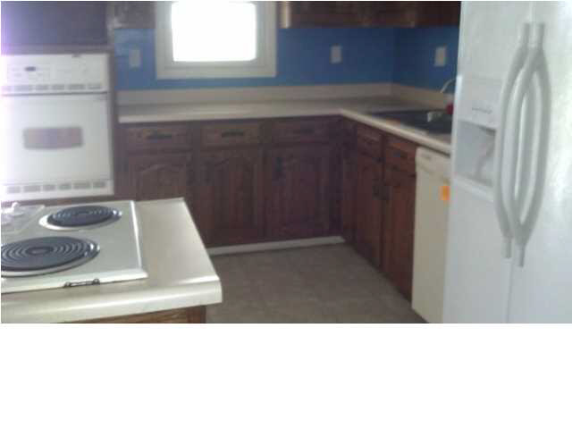 634 Elnora St, Odon, IN 47562 photo 12