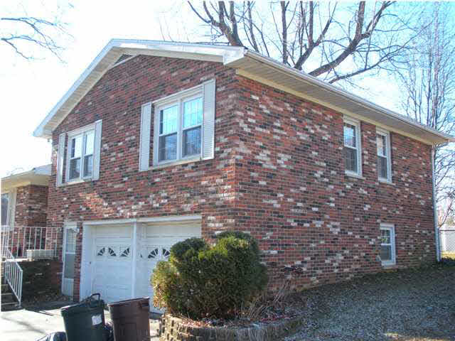 618 Prince Dr, Newburgh, IN 47630 photo 12