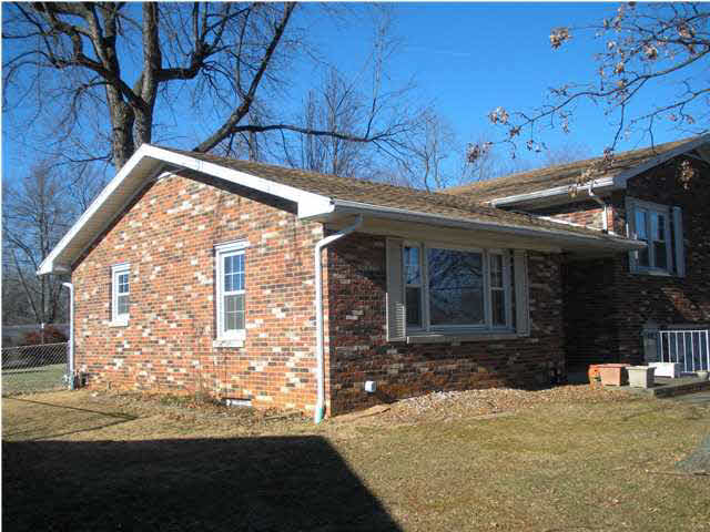 618 Prince Dr, Newburgh, IN 47630 photo 14