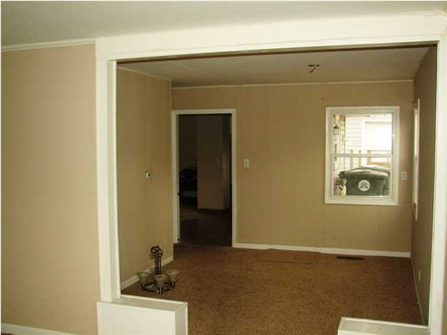 2059 Waggoner Ave, Evansville, IN 47714 photo 11