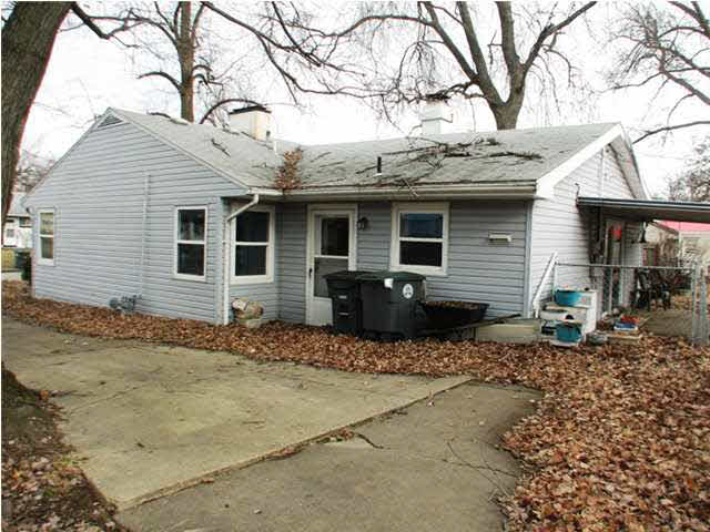 2059 Waggoner Ave, Evansville, IN 47714 photo 3