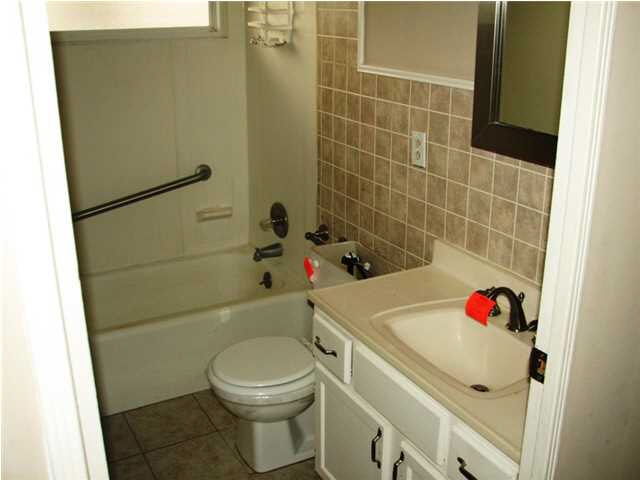 2059 Waggoner Ave, Evansville, IN 47714 photo 6