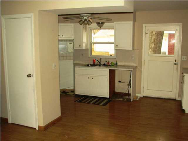 2059 Waggoner Ave, Evansville, IN 47714 photo 9