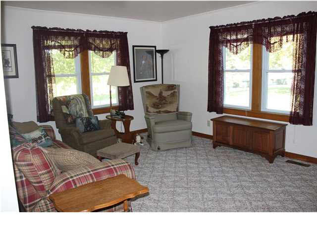 6662 S 350 E, Montgomery, IN 47558 photo 5
