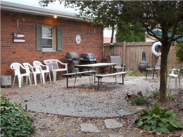 117 E Cooper St, Odon, IN 47562 photo 4