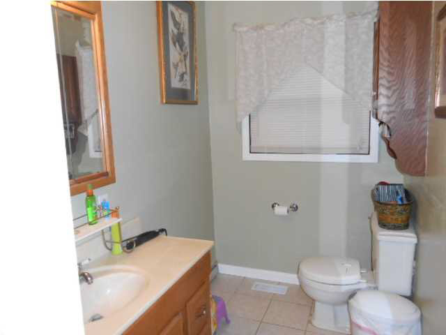 117 E Cooper St, Odon, IN 47562 photo 7