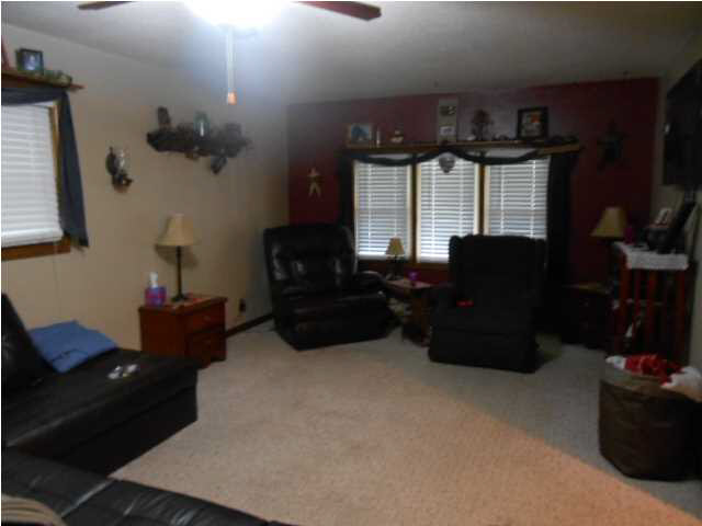 117 E Cooper St, Odon, IN 47562 photo 15