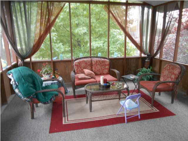 117 E Cooper St, Odon, IN 47562 photo 17