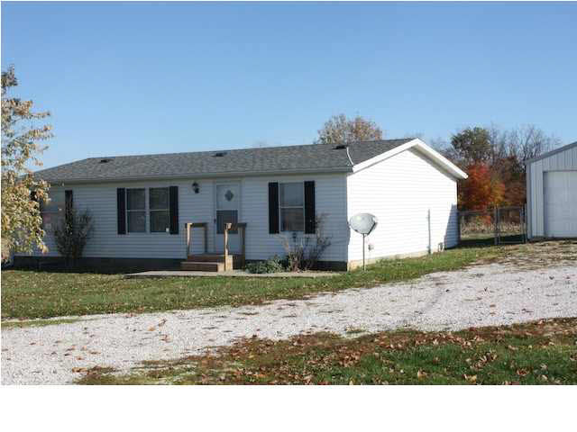 36 S Anson Rd, Vincennes, IN 47591 photo 3