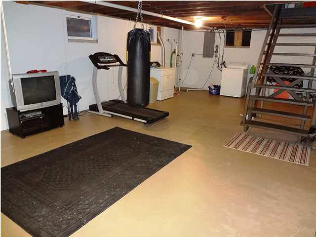 2911 Mesker Park Dr, Evansville, IN 47720 photo 22