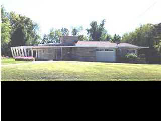 109 Elnora St, Odon, IN 47562 photo 2