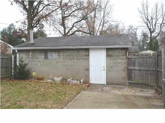 1825 Monroe Ave, Evansville, IN 47714 photo 3