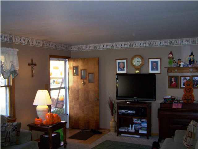 7926 New Maple Rd, Evansville, IN 47710 photo 4