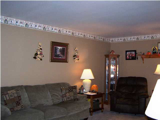 7926 New Maple Rd, Evansville, IN 47710 photo 5