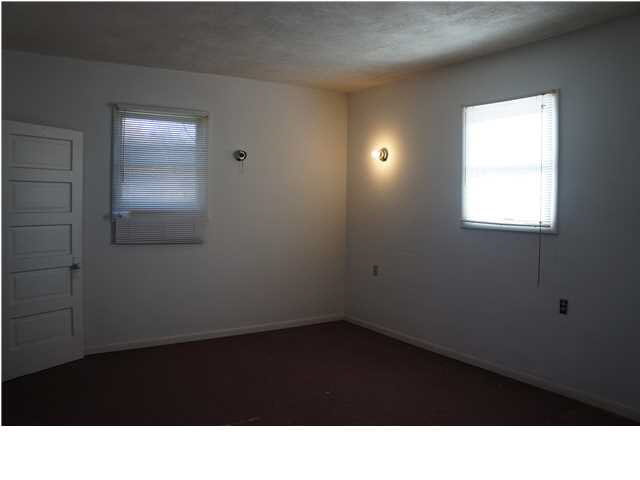 827 E Chandler Ave, Evansville, IN 47713 photo 23