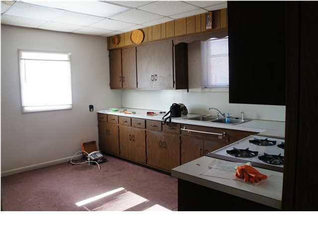 827 E Chandler Ave, Evansville, IN 47713 photo 8