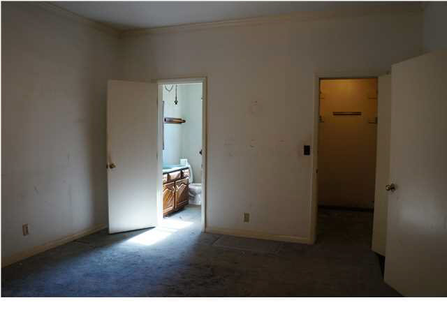 827 E Chandler Ave, Evansville, IN 47713 photo 9