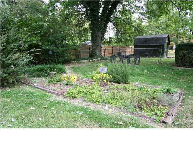 910 Plaza Dr, Evansville, IN 47715 photo 21