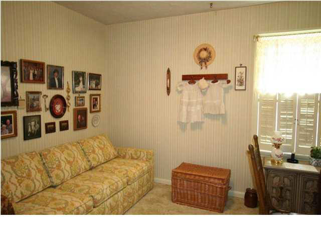 910 Plaza Dr, Evansville, IN 47715 photo 11