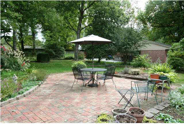 910 Plaza Dr, Evansville, IN 47715 photo 22