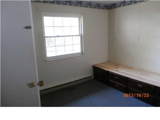 120 W Washington St, Chandler, IN 47610 photo 8