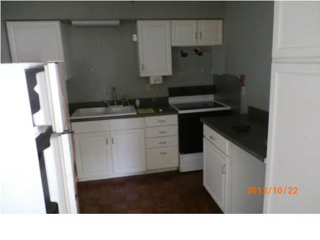 120 W Washington St, Chandler, IN 47610 photo 3