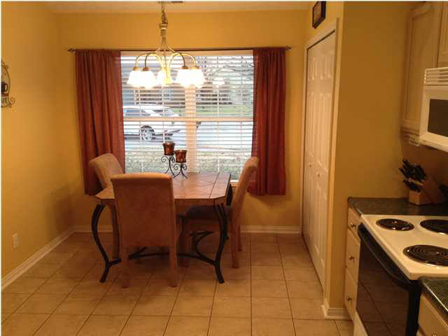 3250 Dellwood Ct, Evansville, IN 47725 photo 8