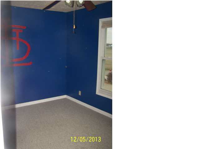 2515 Shakerag Rd, New Harmony, IN 47631 photo 12